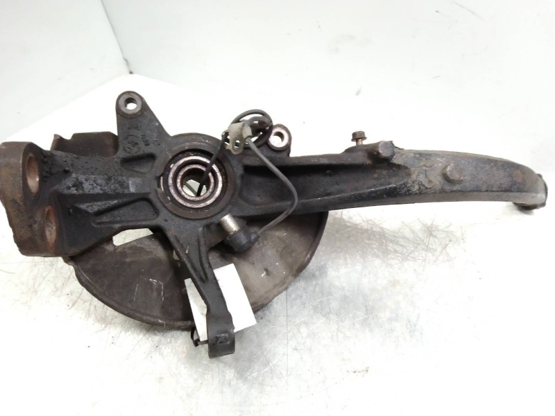 Recambio de mangueta delantera derecha para mazda 6 monovolumen (gy) 2.0 diesel cat referencia OEM IAM   