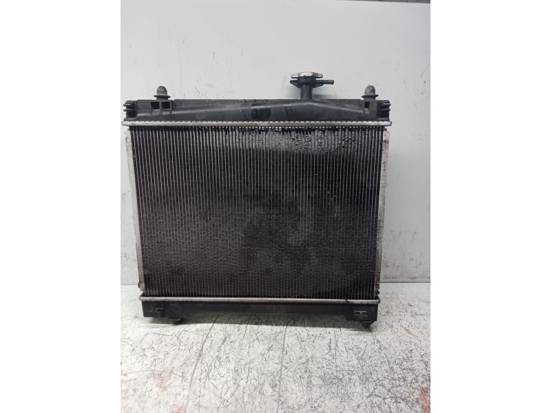 Recambio de radiador agua para toyota yaris active referencia OEM IAM MF4221746373  