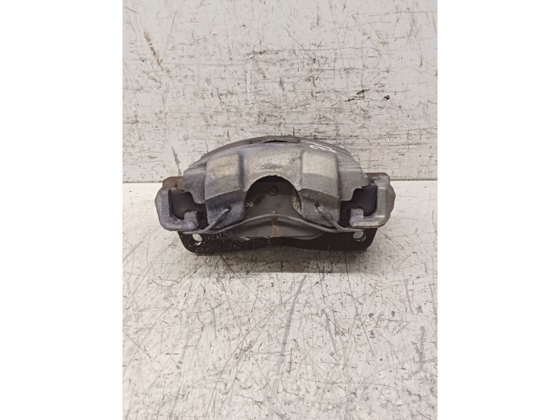 Recambio de pinza freno delantera izquierda para toyota yaris active referencia OEM IAM   