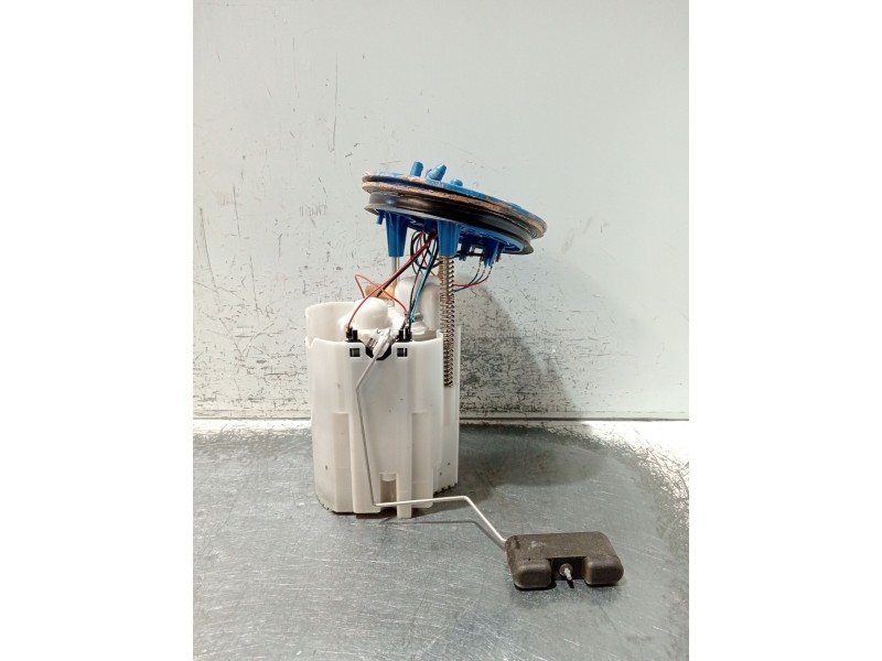Recambio de bomba combustible para seat leon sportstourer (kl8) referencia OEM IAM 5WA919051A 058020001V 