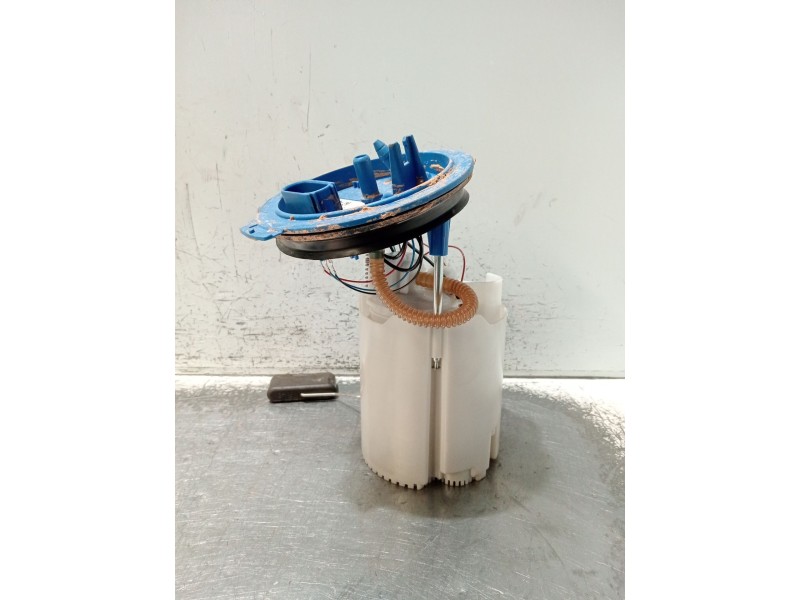 Recambio de bomba combustible para seat leon sportstourer (kl8) referencia OEM IAM 5WA919051A 058020001V 