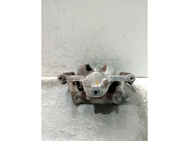 Recambio de pinza freno delantera derecha para ford puma referencia OEM IAM L1TC2B302A L1TC2B294A 