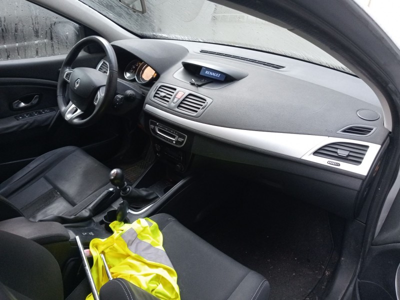 renault megane iii hatchback (bz0/1_, b3_) del año 2011