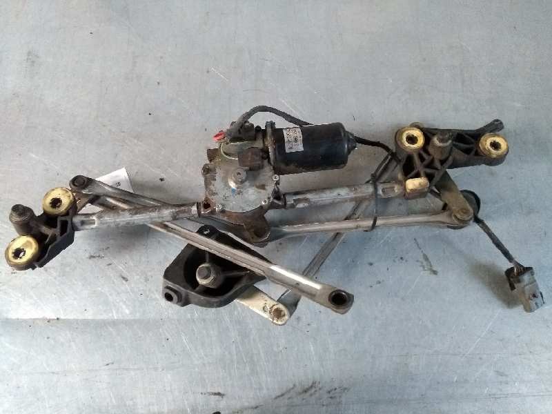 Recambio de motor limpia delantero para chrysler voyager (rg) 2.5 crd cat referencia OEM IAM 24002763  