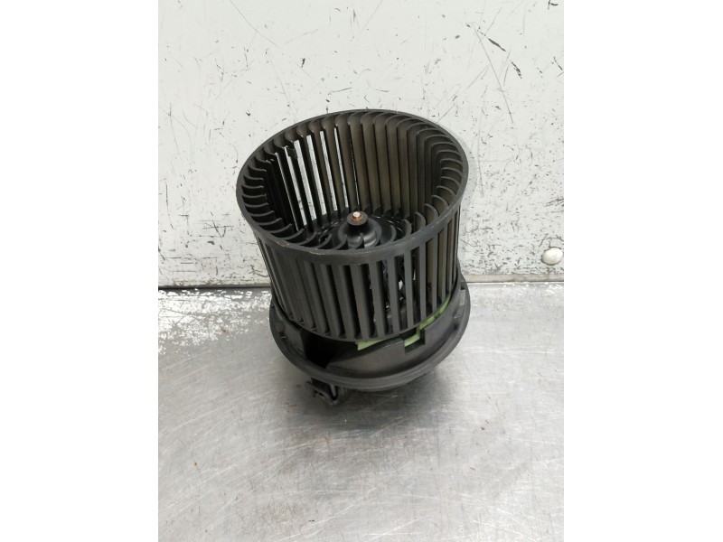 Recambio de motor calefaccion para peugeot 208 referencia OEM IAM T1013140A  