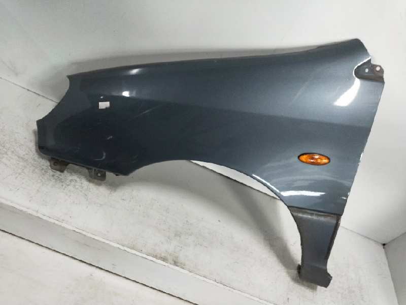 Recambio de aleta delantera izquierda para kia carens 1.8 cat referencia OEM IAM   