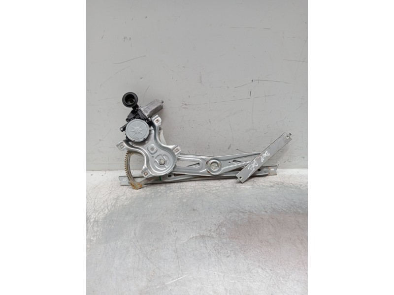 Recambio de elevalunas delantero derecho para toyota yaris active referencia OEM IAM 857100d100 973582101 5p 