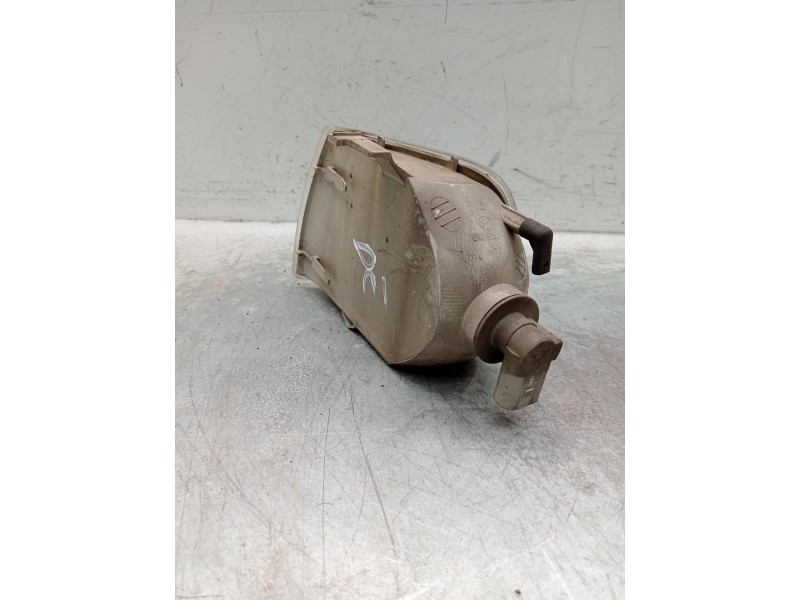 Recambio de piloto delantero derecho para volkswagen polo berlina (6n1) concept referencia OEM IAM 6n0953050c  