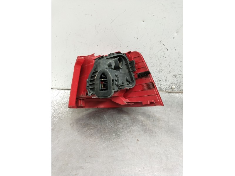 Recambio de piloto trasero izquierdo para seat alhambra (710, 711) 2.0 tdi referencia OEM IAM 8950497451T2 7N5945095E 89504974