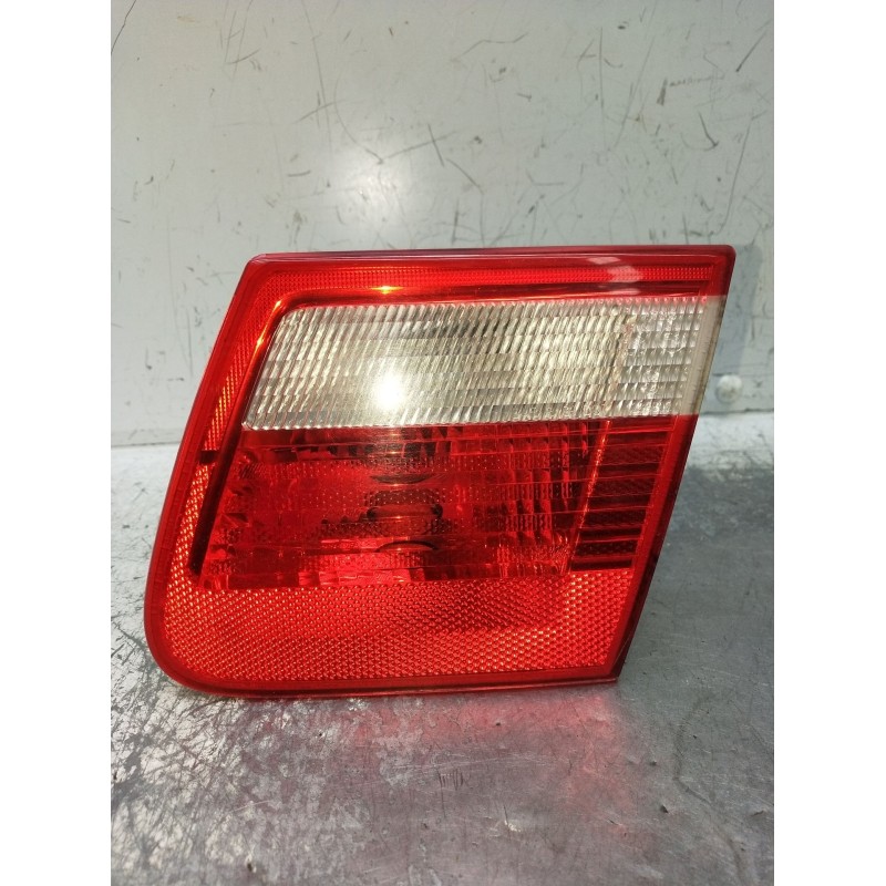 Recambio de piloto trasero derecho interior para bmw 3 touring (e46) 318 i referencia OEM IAM 63218368760  