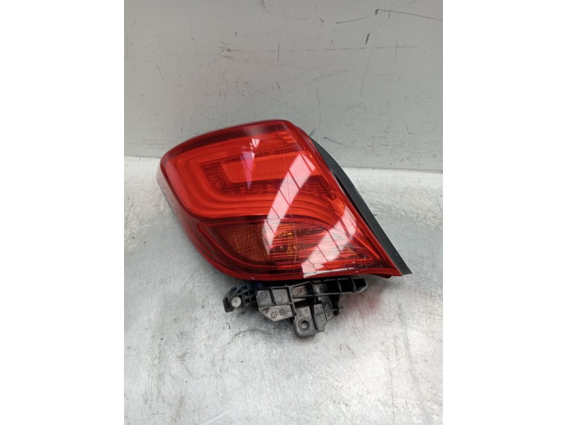 Recambio de piloto trasero izquierdo para toyota yaris active referencia OEM IAM   