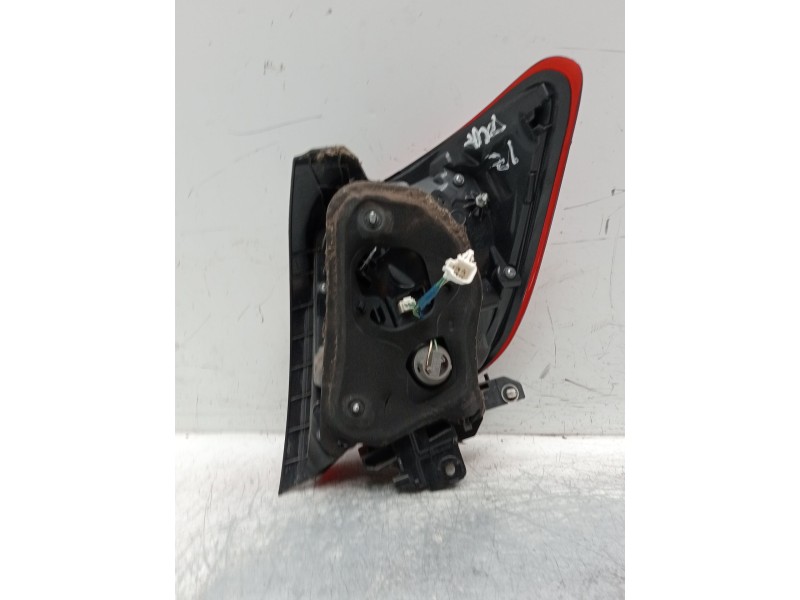 Recambio de piloto trasero izquierdo para toyota yaris active referencia OEM IAM   