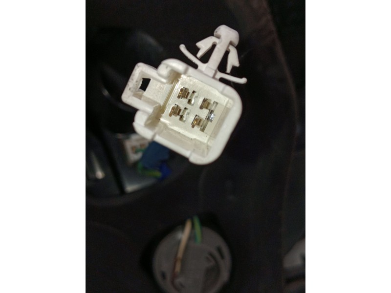 Recambio de piloto trasero izquierdo para toyota yaris active referencia OEM IAM   