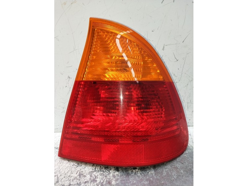 Recambio de piloto trasero derecho para bmw 3 touring (e46) 318 i referencia OEM IAM 63216928386  