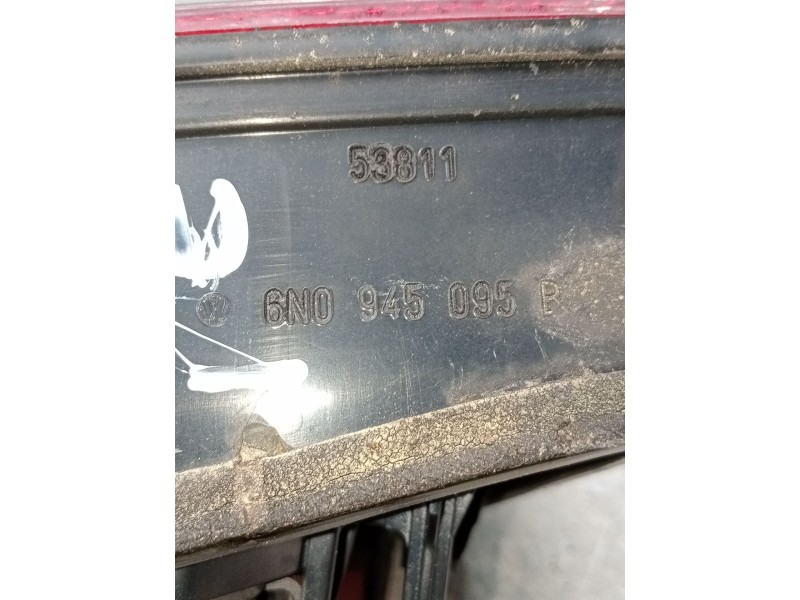 Recambio de piloto trasero izquierdo para volkswagen polo berlina (6n1) concept referencia OEM IAM 6n0945095b  