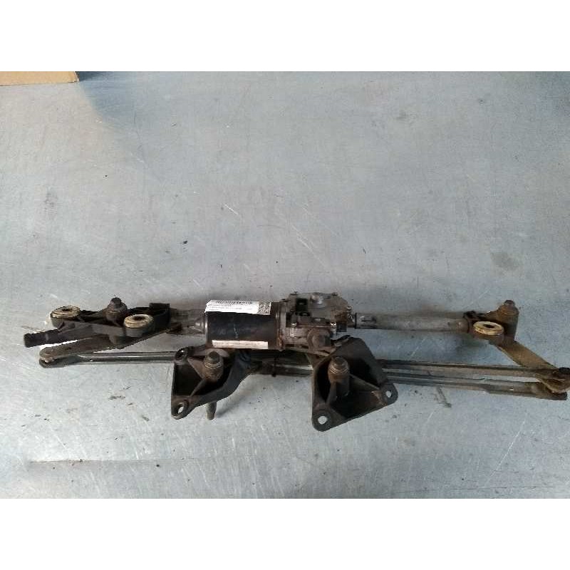 Recambio de motor limpia delantero para chrysler voyager (rg) 2.5 crd cat referencia OEM IAM 24002763 D108085419 