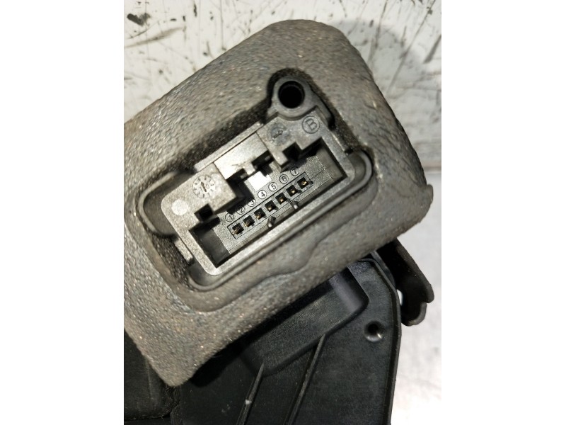 Recambio de motor cierre centralizado delantero derecho para seat alhambra (710, 711) 2.0 tdi referencia OEM IAM 5K1837016B 5p 