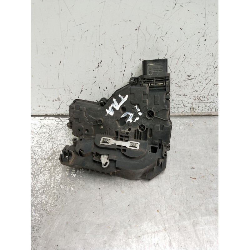 Recambio de motor cierre centralizado trasero izquierdo para seat alhambra (710, 711) 2.0 tdi referencia OEM IAM 7N0839015B 9110