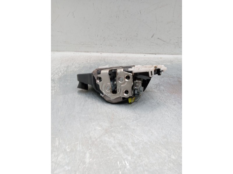 Recambio de motor cierre centralizado delantero izquierdo para toyota yaris active referencia OEM IAM  5p 