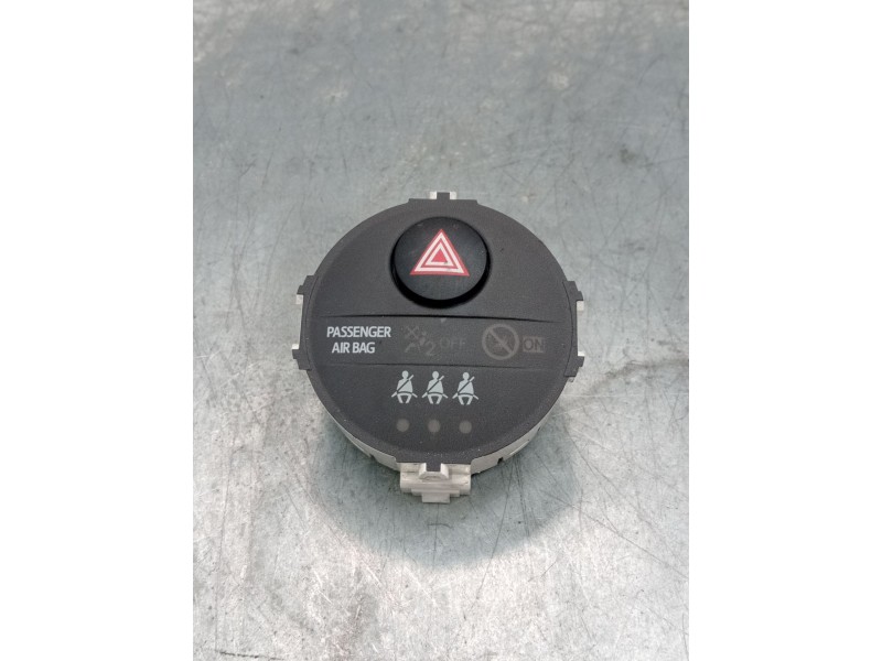 Recambio de mando multifuncion para toyota yaris active referencia OEM IAM 839500d050  