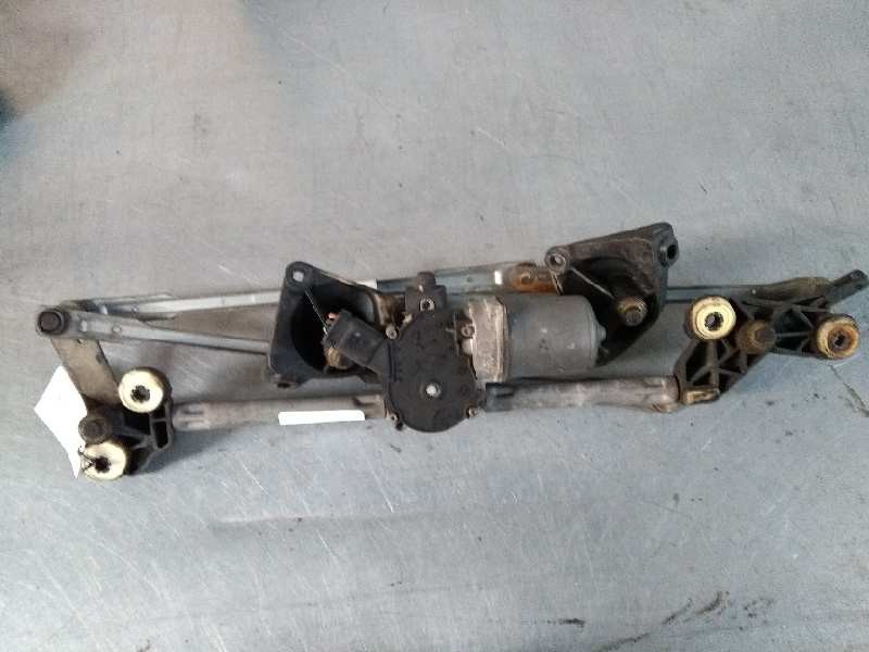 Recambio de motor limpia delantero para chrysler voyager (rg) 2.8 crd cat referencia OEM IAM   