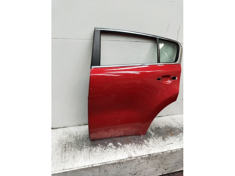 Recambio de puerta trasera izquierda para kia sportage iv (ql, qle) 1.6 gdi referencia OEM IAM   5p