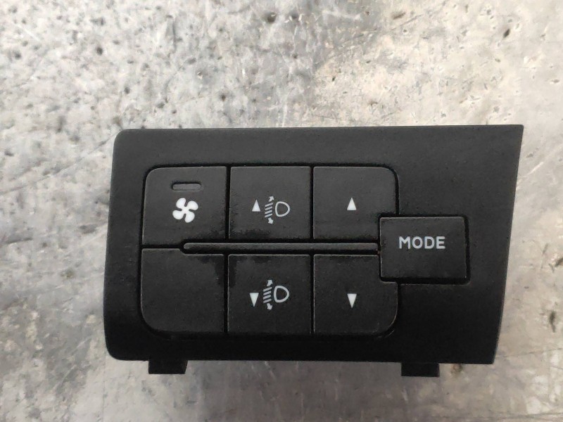 Recambio de mando multifuncion para fiat ducato caja cerrada 33 (06.2006 =>) 150 (rs: 3450 mm) referencia OEM IAM 7355331130  