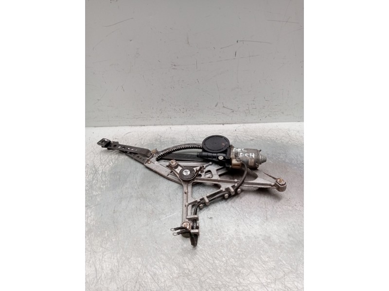 Recambio de elevalunas delantero derecho para mercedes-benz clase c (w201) berlina referencia OEM IAM   