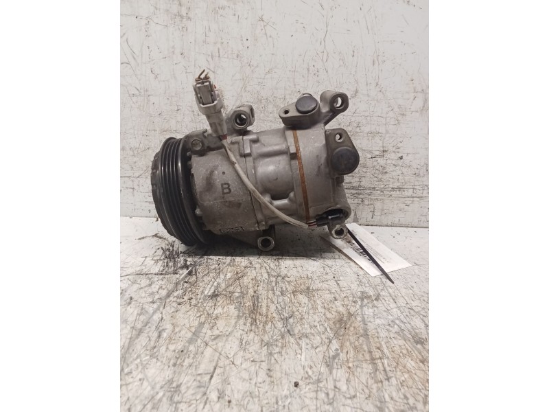 Recambio de compresor aire acondicionado para toyota yaris active referencia OEM IAM 5TSE10C  