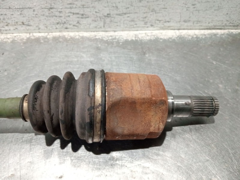 Recambio de transmision delantera izquierda para kia carens 2.0 turbodiesel cat referencia OEM IAM 1K2KD  