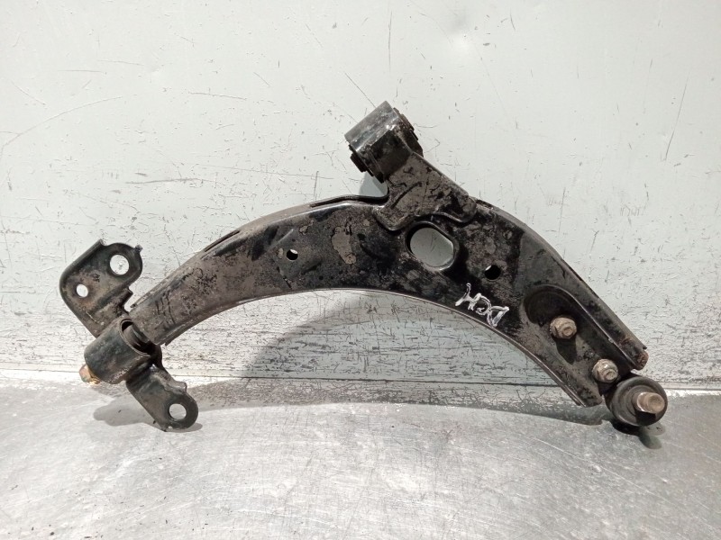 Recambio de brazo suspension inferior delantero derecho para kia carens 2.0 turbodiesel cat referencia OEM IAM   