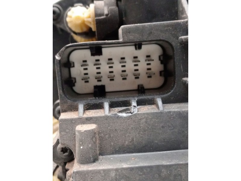 Recambio de faro derecho para volkswagen touareg (7la) tdi r5 referencia OEM IAM 89307861 7l6941016bk  