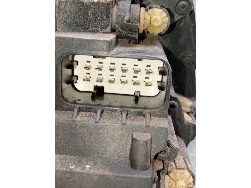 Recambio de faro izquierdo para volkswagen touareg (7la) tdi r5 referencia OEM IAM 7l6941015bk 89307851  