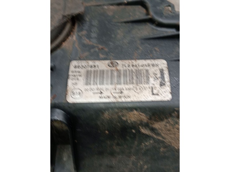 Recambio de faro izquierdo para volkswagen touareg (7la) tdi r5 referencia OEM IAM 7l6941015bk 89307851  