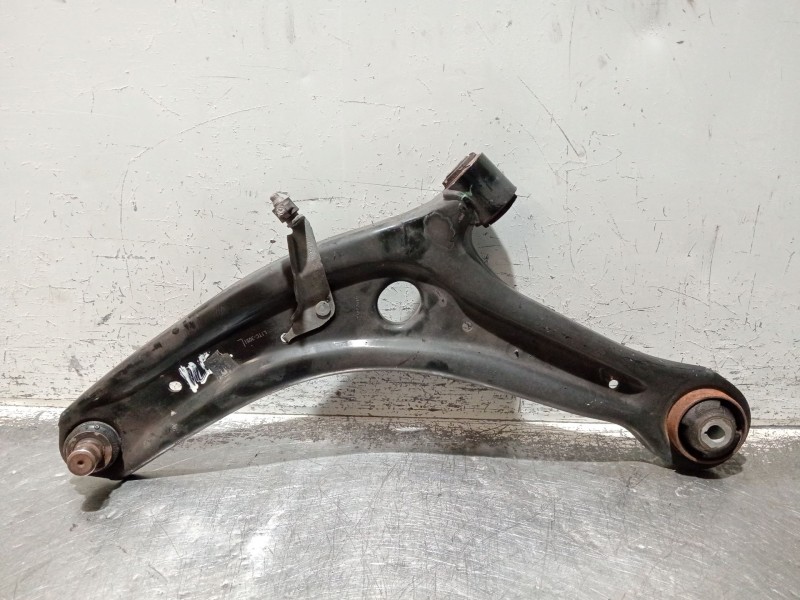 Recambio de brazo suspension inferior delantero izquierdo para ford puma referencia OEM IAM L1TC3051L  