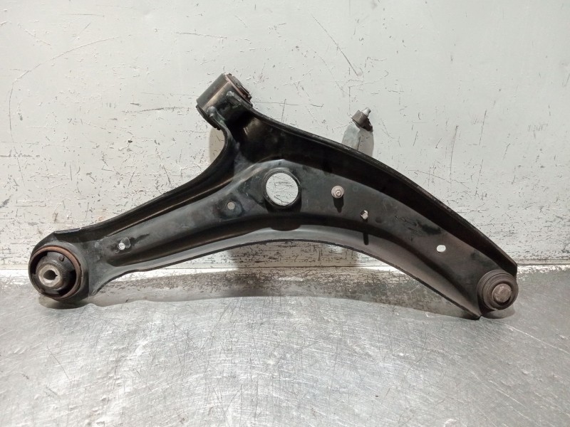 Recambio de brazo suspension inferior delantero izquierdo para ford puma referencia OEM IAM L1TC3051L  