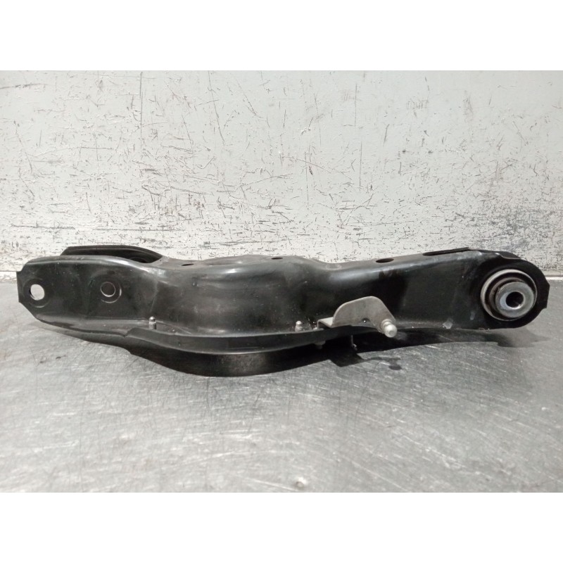 Recambio de brazo suspension inferior trasero izquierdo para bmw serie 3 lim. (f30) referencia OEM IAM 6867541  