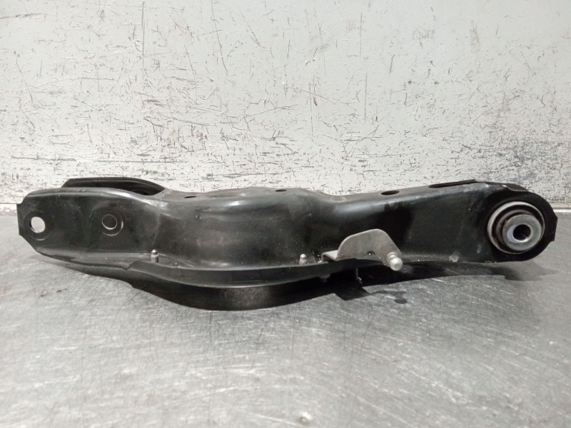 Recambio de brazo suspension inferior trasero izquierdo para bmw serie 3 lim. (f30) referencia OEM IAM 6867541  