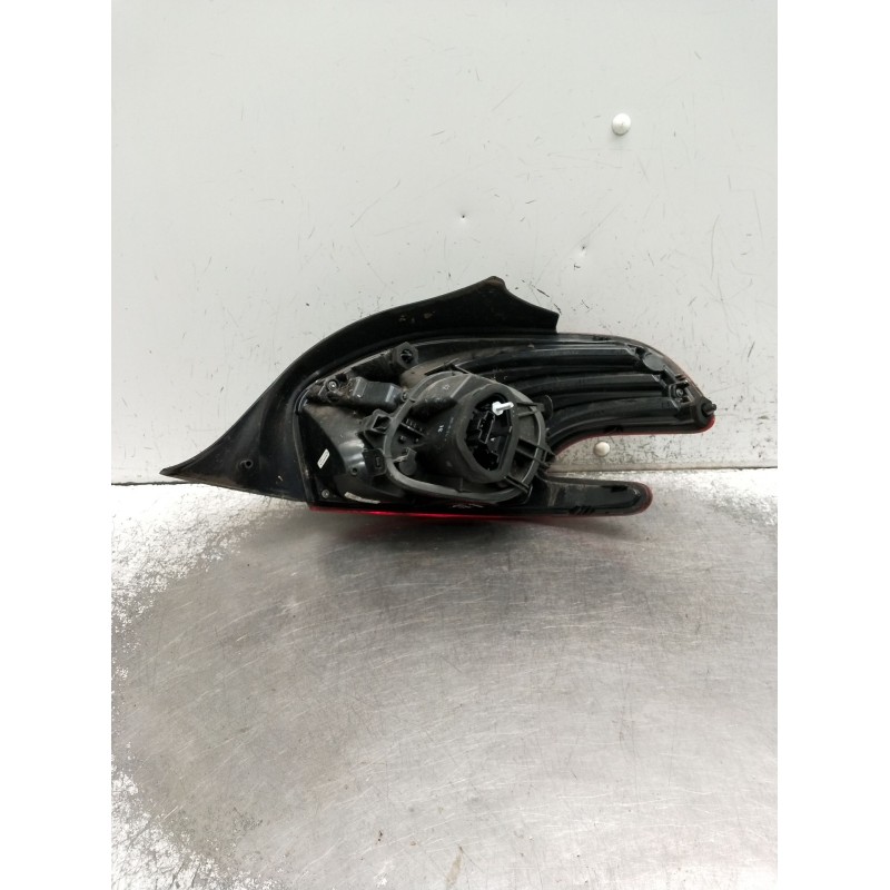 Recambio de piloto trasero izquierdo para peugeot 208 referencia OEM IAM 9810343080  