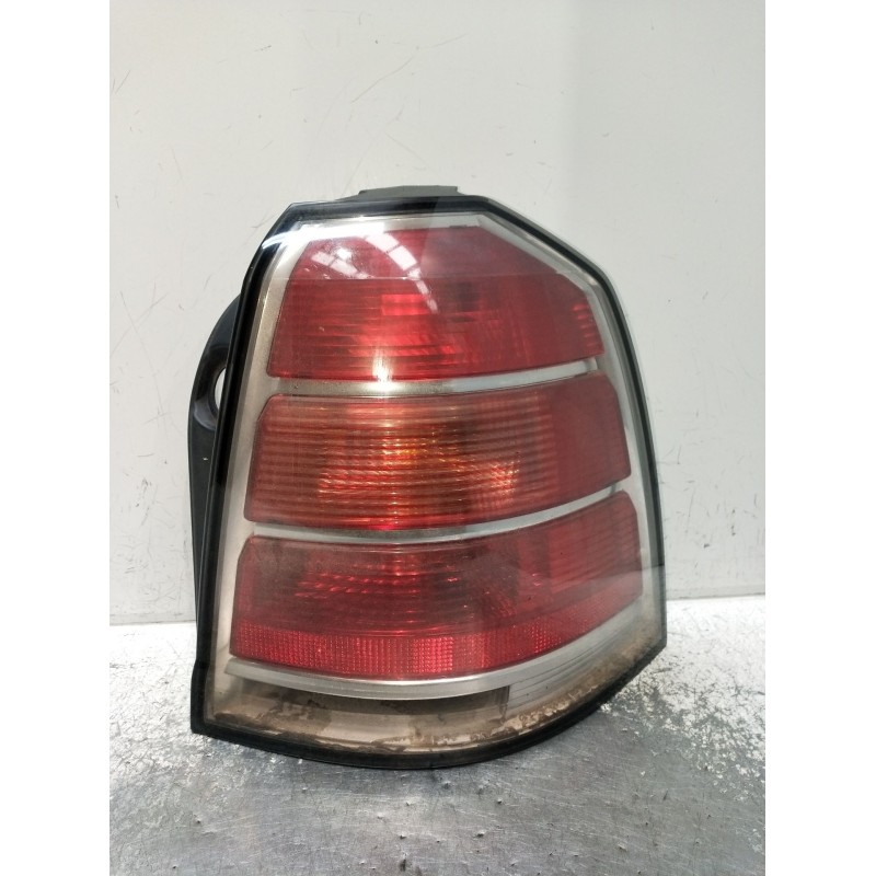Recambio de piloto trasero derecho para opel zafira b referencia OEM IAM 24451843R  