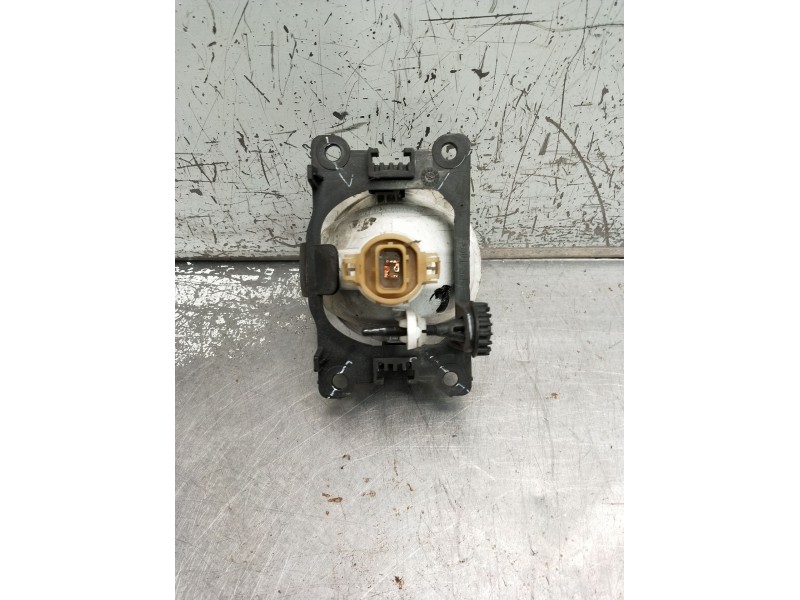 Recambio de faro antiniebla izquierdo para peugeot 208 referencia OEM IAM   