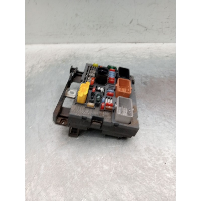 Recambio de caja reles / fusibles para citroën berlingo furgoneta/monovolumen (b9) 1.6 hdi 90 referencia OEM IAM 9675878480  