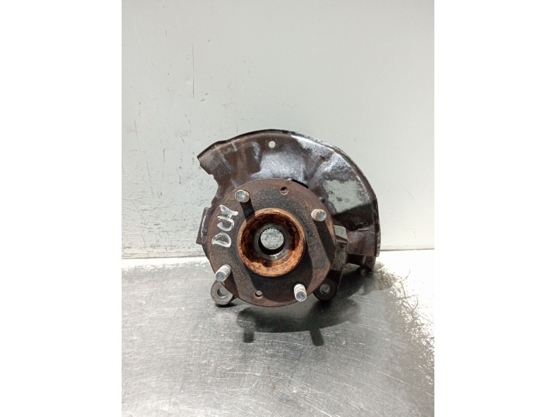 Recambio de mangueta delantera derecha para kia carens 2.0 turbodiesel cat referencia OEM IAM   