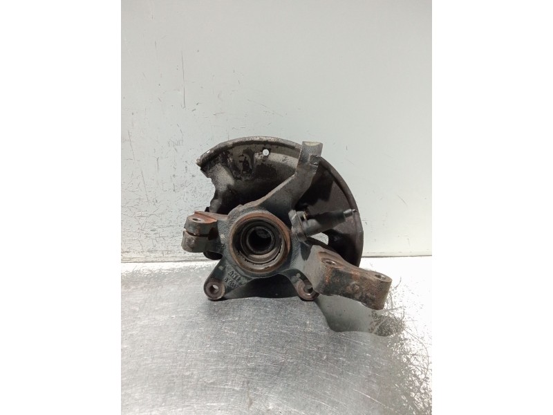 Recambio de mangueta delantera izquierda para kia carens 2.0 turbodiesel cat referencia OEM IAM   