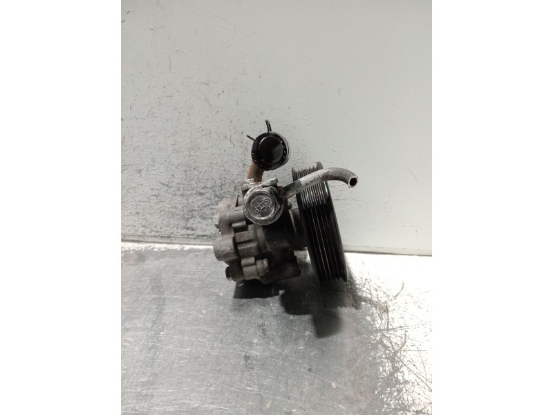 Recambio de bomba direccion para kia carens 2.0 turbodiesel cat referencia OEM IAM 0K2KC32600  