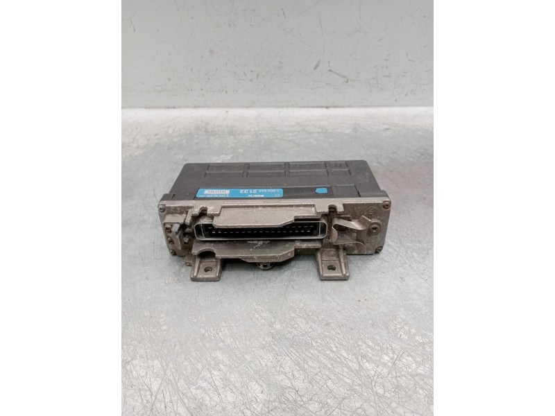 Recambio de centralita motor uce para mercedes-benz clase c (w201) berlina referencia OEM IAM 0055452132 0265101018  