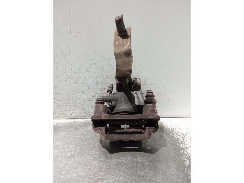 Recambio de pinza freno trasera derecha para kia carens 2.0 turbodiesel cat referencia OEM IAM   
