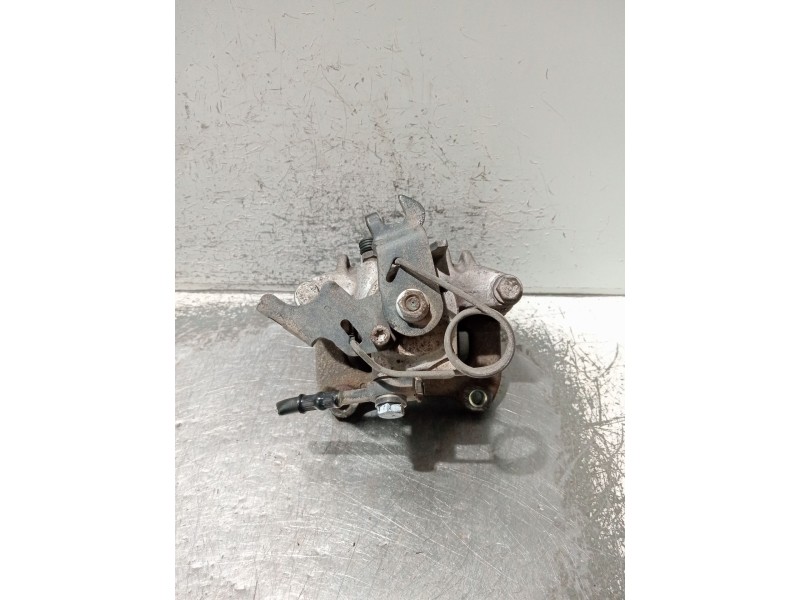 Recambio de pinza freno trasera izquierda para volkswagen passat b5.5 (3b3) 1.9 tdi referencia OEM IAM   
