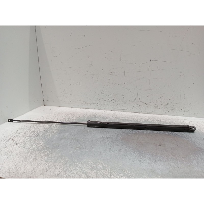 Recambio de amortiguadores maletero / porton para mercedes-benz clase c (w201) berlina referencia OEM IAM 2018870583  