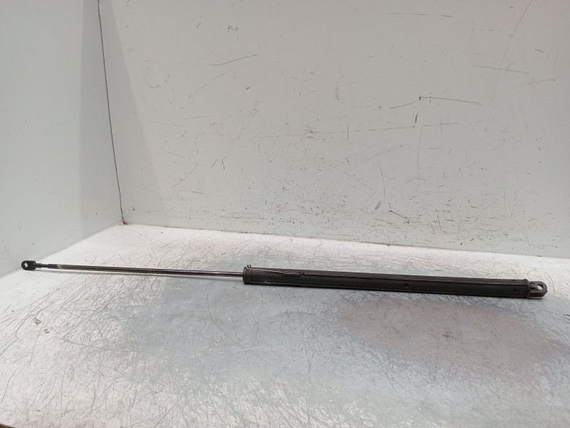 Recambio de amortiguadores maletero / porton para mercedes-benz clase c (w201) berlina referencia OEM IAM 2018870583  